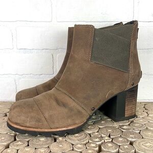 Sorel Addington Brown Leather Chunky Wooden Heel Chelsea Lug Boots 9.5